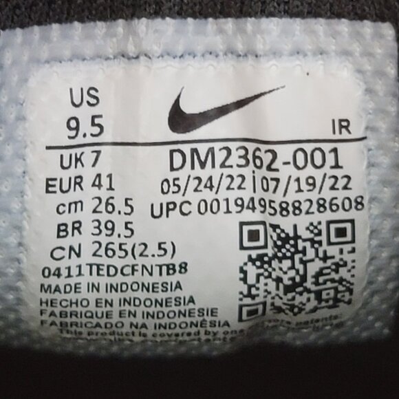 WMNS NIKE Air Max Plus Black Black White - Picture 10 of 10